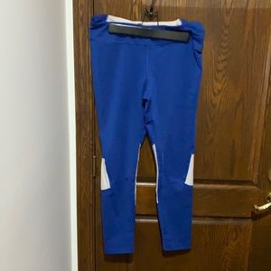 Oakley sport leggings very good condition size XML